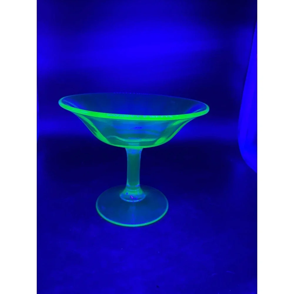 N/A vintage green